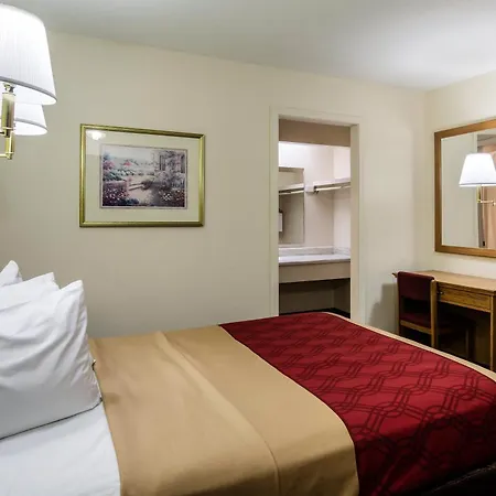 Econo Lodge University Lawrence Esterno foto