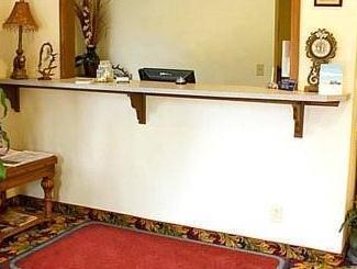 Econo Lodge Lawrence